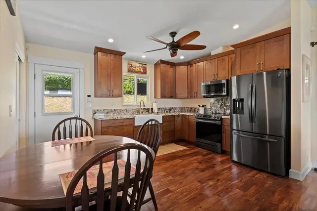 Listing Image for 139 Pauwela Rd 9 of 42