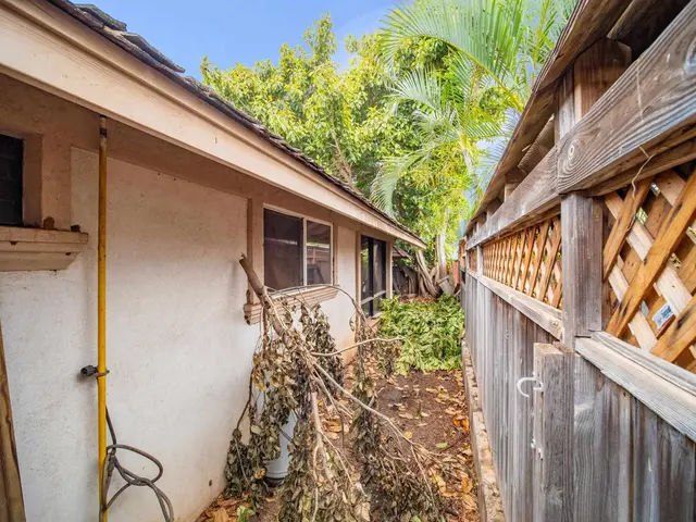 Listing Image for 216 Waipahe Pl 30 of 32
