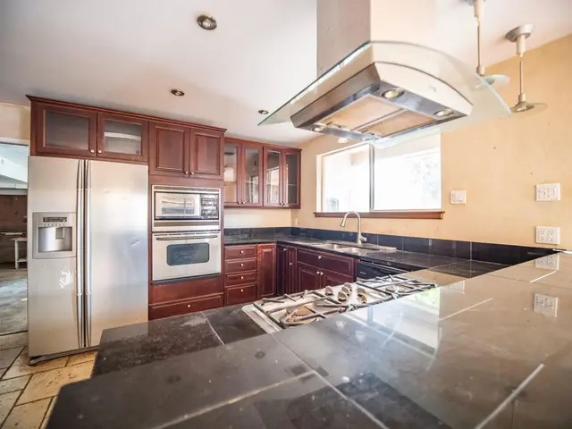 Listing Image for 216 Waipahe Pl 9 of 32