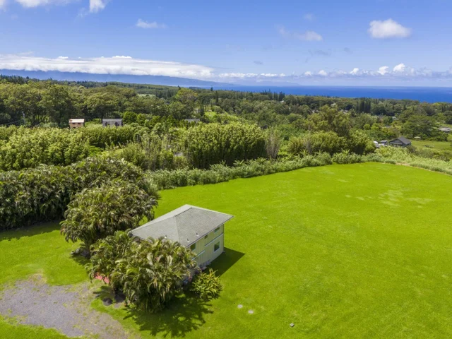 Listing Image for 654 Kaupakalua Rd 12 of 15