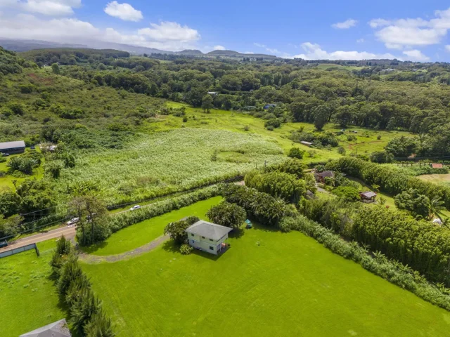 Listing Image for 654 Kaupakalua Rd 13 of 15