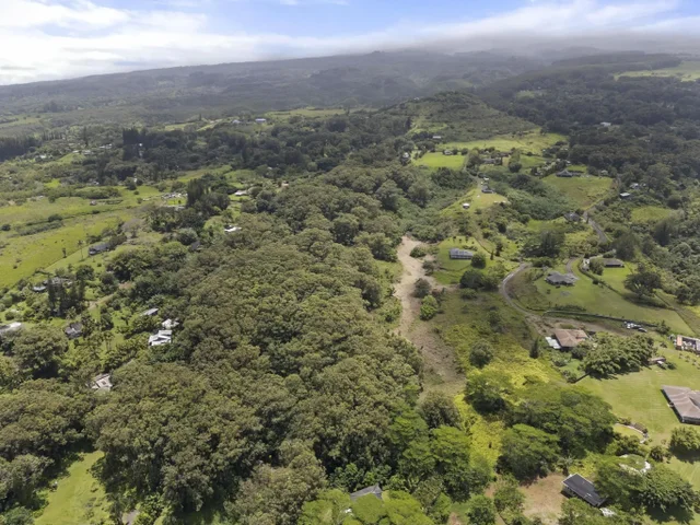 Listing Image for 654 Kaupakalua Rd 14 of 15