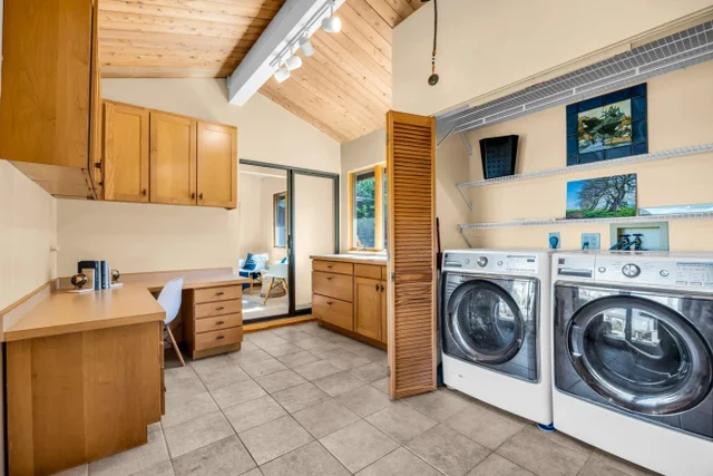 Listing Image for 50 Poha Pl 37 of 50