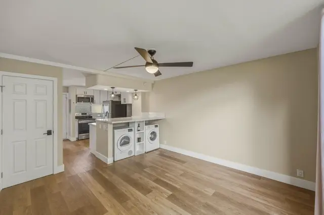 Listing Image for 3676 Lower Honoapiilani Rd B301 10 of 32