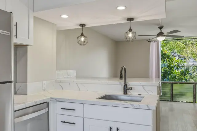 Listing Image for 3676 Lower Honoapiilani Rd B301 5 of 32