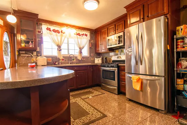 Listing Image for 454 Kipuka Pl 3 of 19