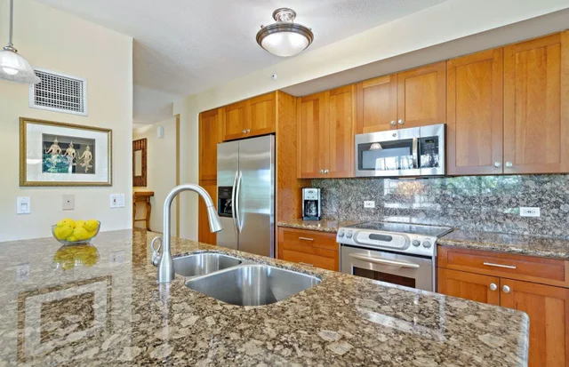 Listing Image for 50 Nohea Kai Dr 2-205 10 of 36