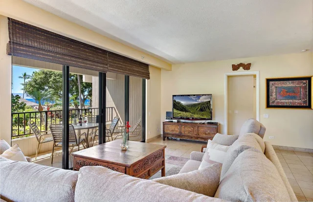 Listing Image for 50 Nohea Kai Dr 2-205 6 of 36