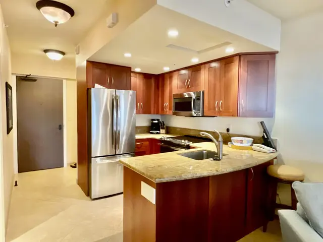 Listing Image for 2481 Kaanapali Pkwy 218n 6 of 28