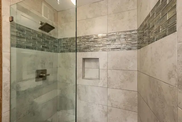 Listing Image for 3543 Lower Honoapiilani Rd E404 13 of 24