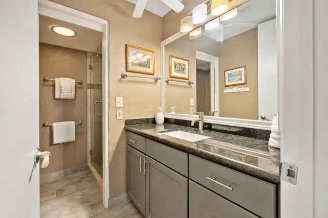 Listing Image for 3543 Lower Honoapiilani Rd E404 16 of 24