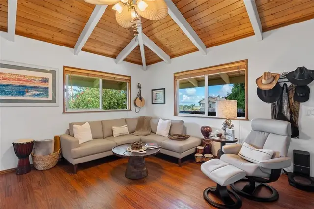 Listing Image for 30 Puakea Pl 10 of 34