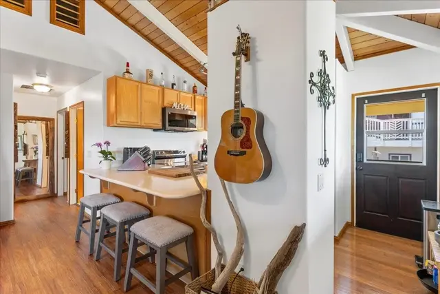 Listing Image for 30 Puakea Pl 14 of 34