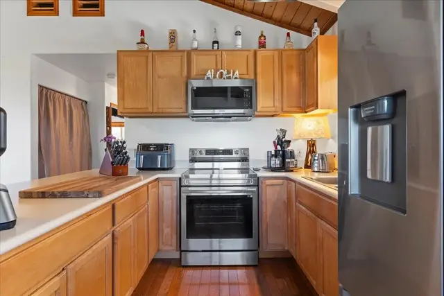 Listing Image for 30 Puakea Pl 17 of 34