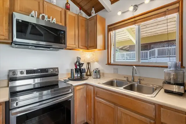 Listing Image for 30 Puakea Pl 19 of 34