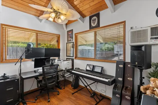 Listing Image for 30 Puakea Pl 26 of 34