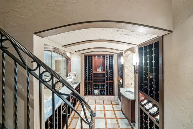 Listing Image for 3878 Wailea Ekolu Pl 38 of 50