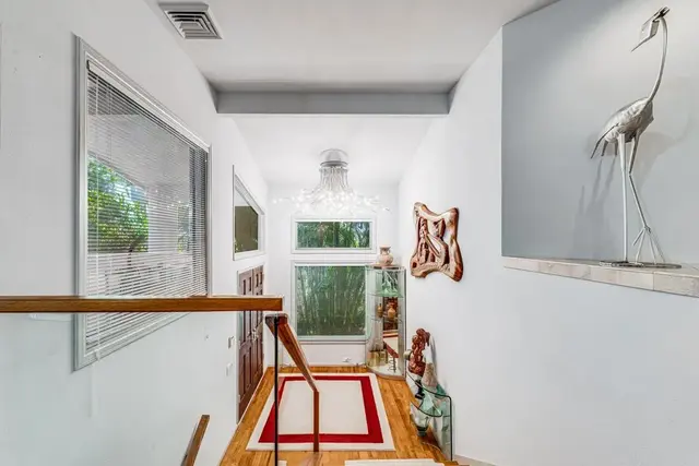 Listing Image for 21 Kui Pl 12 of 41