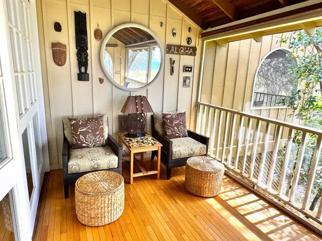 Listing Image for 100 Lio Pl J-3 19 of 40
