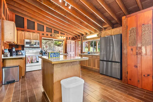 Listing Image for 204 River Rd 33 of 41