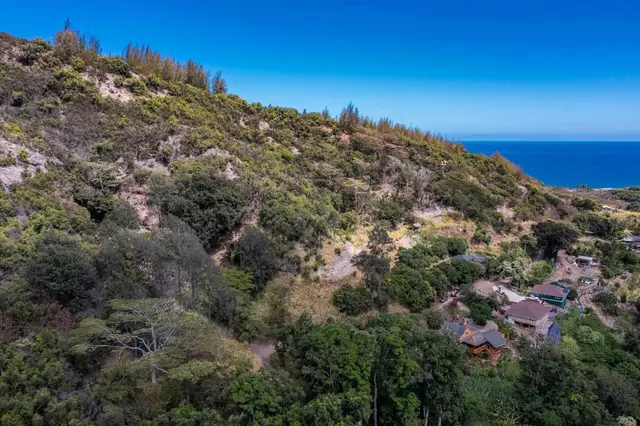 Listing Image for 204 River Rd 34 of 41