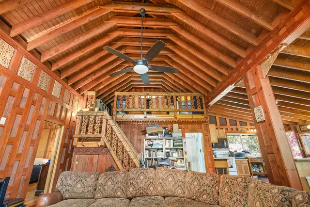 Listing Image for 204 River Rd 6 of 41