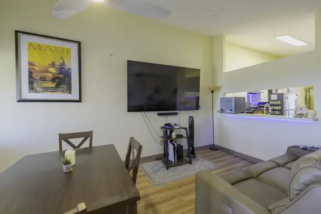 Listing Image for 33 Waiaka Ln 33-205 13 of 40
