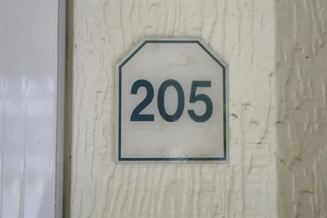 Listing Image for 33 Waiaka Ln 33-205 33 of 40