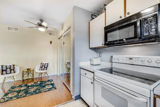 Listing Image for 15 Kulanihakoi St 15d 5 of 28