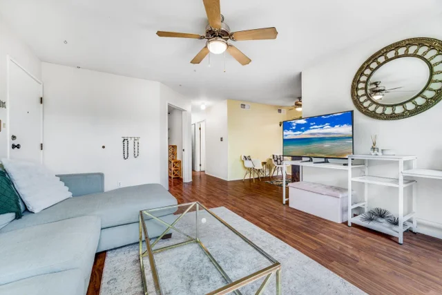 Listing Image for 15 Kulanihakoi St 15d 7 of 28