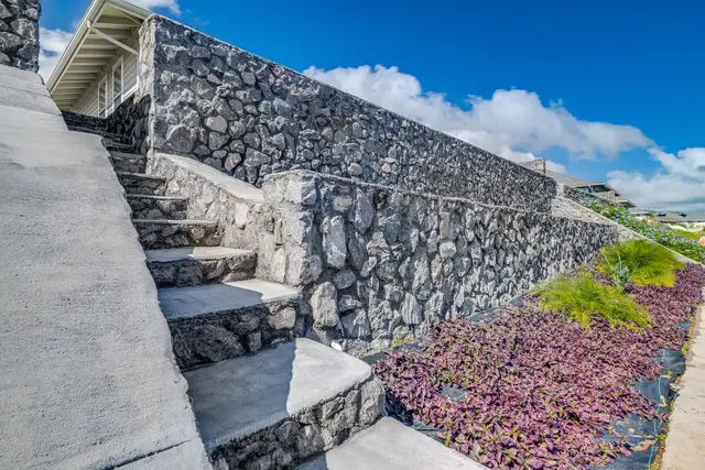 Listing Image for 301 Pua Kalaunu Loop 33 of 40