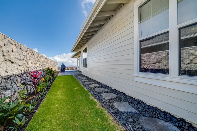 Listing Image for 301 Pua Kalaunu Loop 35 of 40