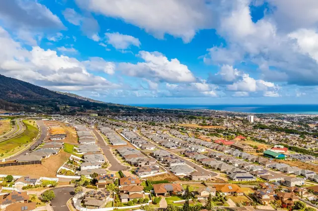 Listing Image for 301 Pua Kalaunu Loop 39 of 40