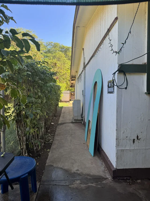 Listing Image for 100 Hotel Ln 18 of 39