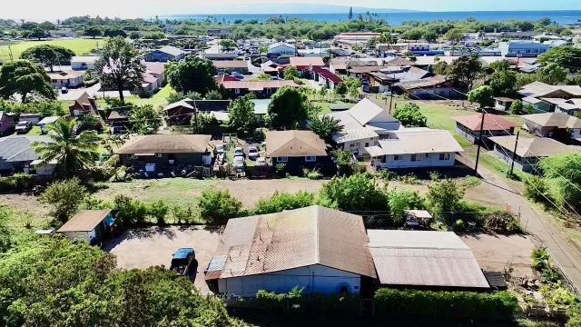 Listing Image for 100 Hotel Ln 2 of 39