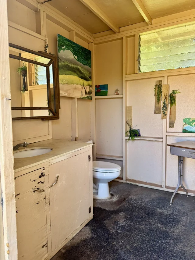 Listing Image for 100 Hotel Ln 22 of 39