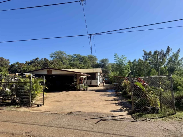 Listing Image for 100 Hotel Ln 3 of 39