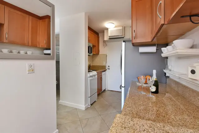 Listing Image for 3660 Lower Honoapiilani Rd 302 15 of 29