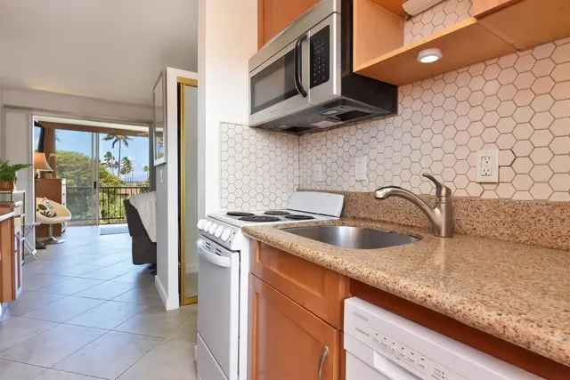 Listing Image for 3660 Lower Honoapiilani Rd 302 19 of 29