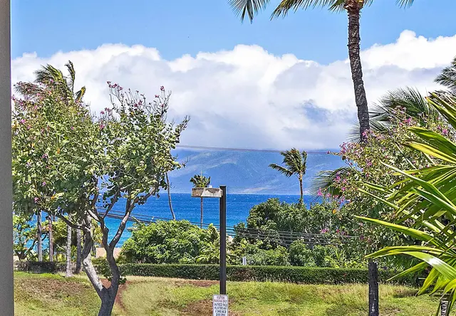 Listing Image for 10 Polohina Ln 2-3 1 of 31