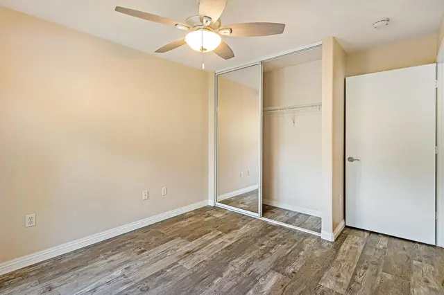 Listing Image for 10 Polohina Ln 2-3 16 of 31