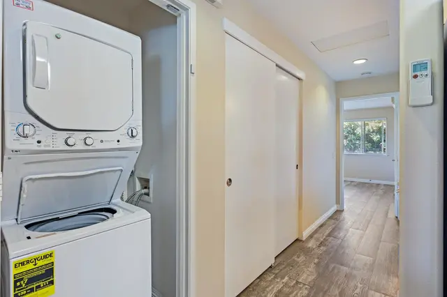 Listing Image for 10 Polohina Ln 2-3 26 of 31