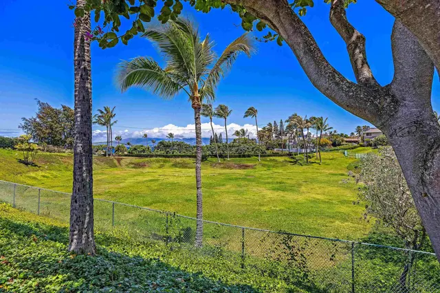 Listing Image for 10 Polohina Ln 2-3 30 of 31