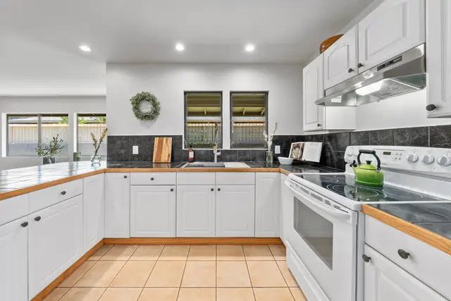 Listing Image for 951 Kuhio Pl 3 of 34
