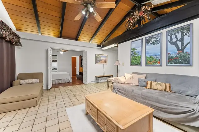 Listing Image for 923 N Niheu Pl 12 of 50
