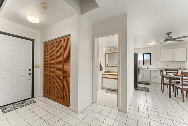 Listing Image for 923 N Niheu Pl 23 of 50