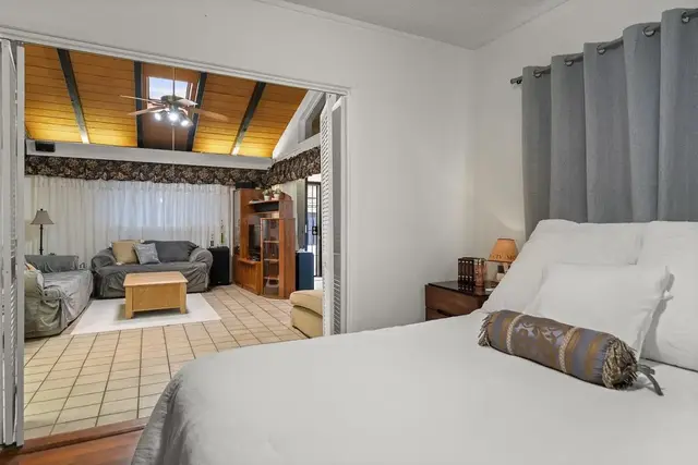 Listing Image for 923 N Niheu Pl 24 of 50