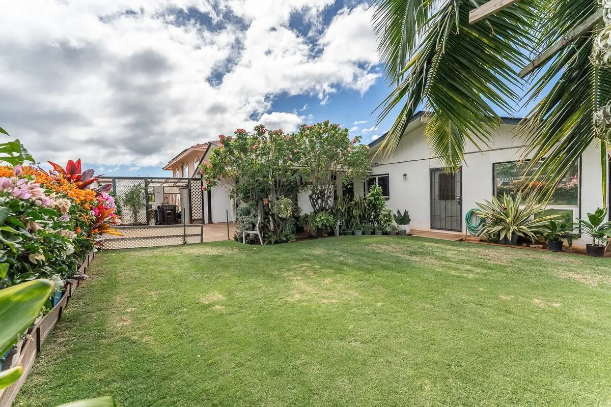 923 N Niheu Pl, Lahaina, 400587 - 3/50
