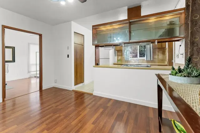 Listing Image for 923 N Niheu Pl 38 of 50
