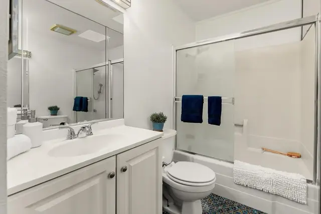 Listing Image for 923 N Niheu Pl 41 of 50